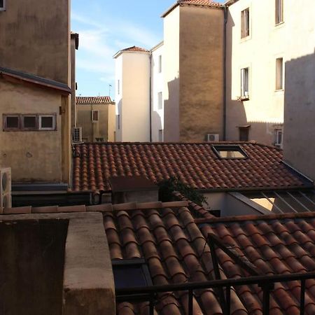 Joli Duplex Avec Terrasse Apartment Montpellier Bagian luar foto